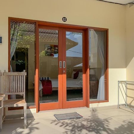 Lotus Bali Guest House Canggu Extérieur photo